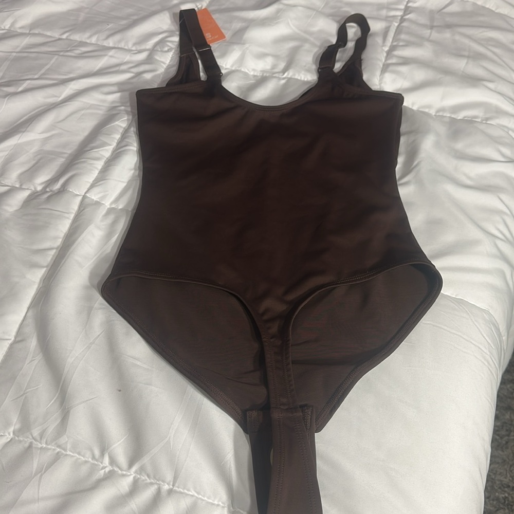Compression Bodysuit - Picture 3 of 8
